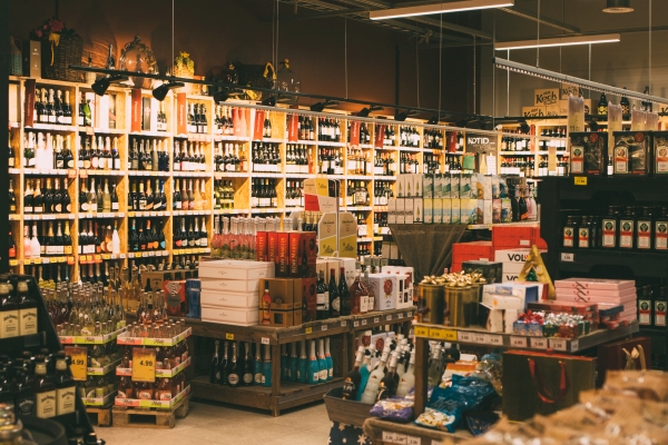 Kauplustes kehtivad täiendavad piirangud